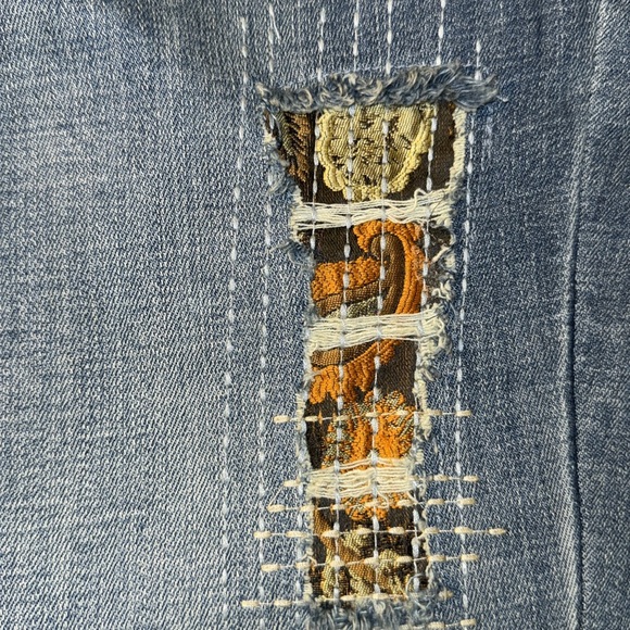 Chico’s So Slimming Girlfriend Slim Leg Ankle US Size 8 Jeans - Picture 12 of 13